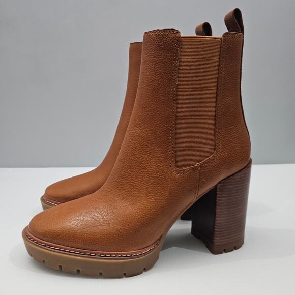NEW Tory Burch Carson 70MM Ankle Bootie Sz 10 Toasted Caramel Leather Lug Sole - Picture 1 of 16